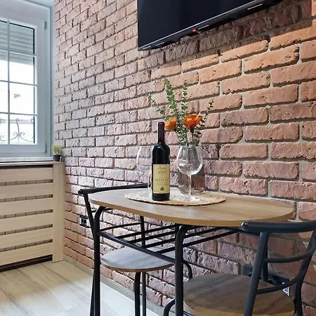 Paradise Slavija Tres Belgrado